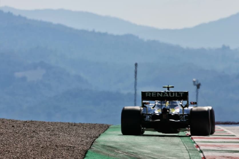 A Fórmula 1 vai acelerar em meio ao forte calor da Toscana (Foto: Renault)