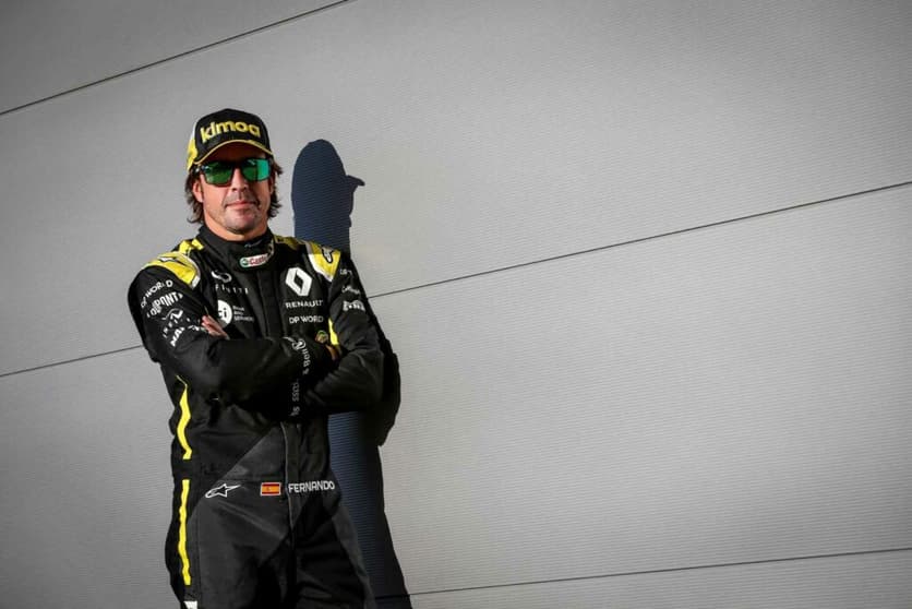 Fernando Alonso volta à Fórmula 1 sentindo-se jovem e afiado (Foto: Renault)