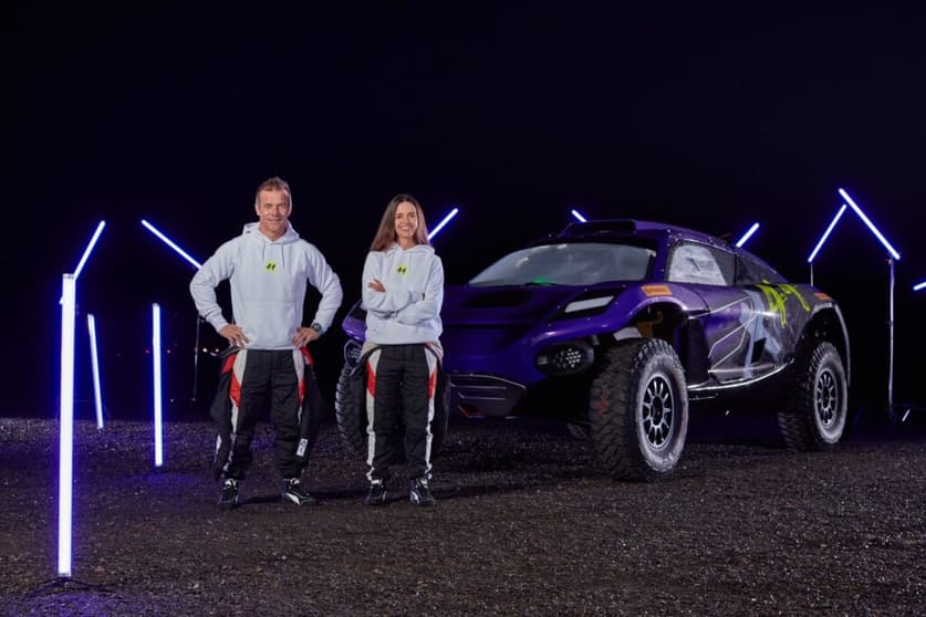 Sébastien Loeb e Cristina Gutiérrez vão defender a X44 (Foto: X44)