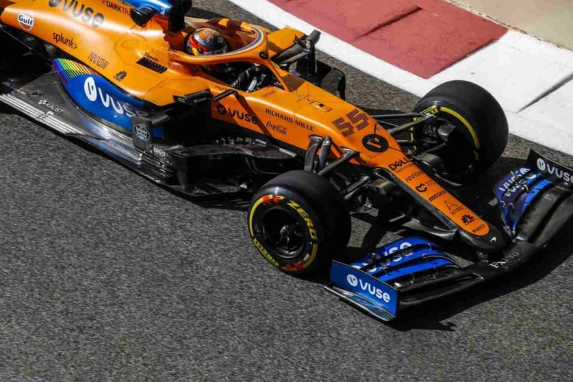 Carlos Sainz encerrou a passagem pela McLaren em Abu Dhabi (Foto: McLaren)