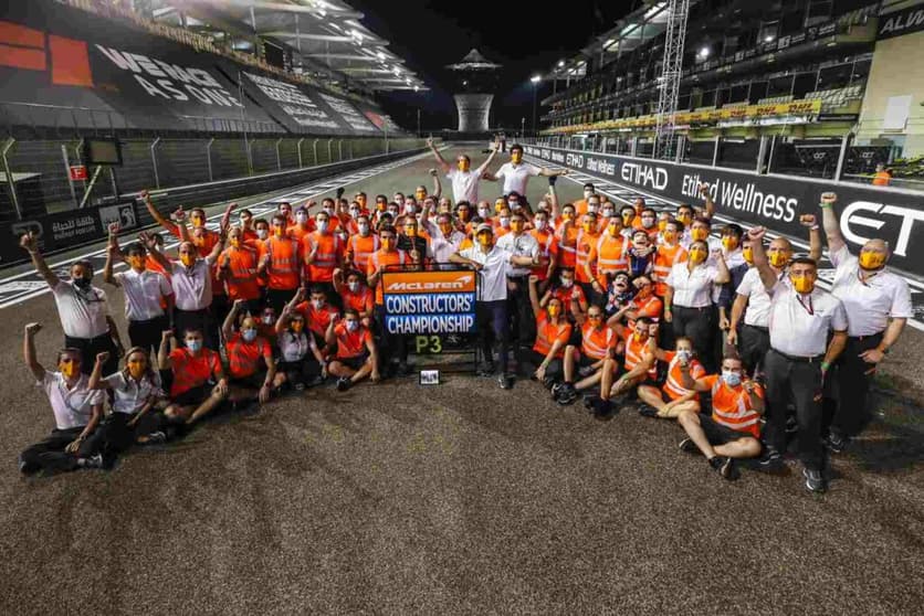 McLaren comemora terceiro lugar entre os Construtores. (Foto: McLaren)