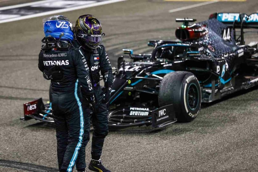 Bottas e Hamilton têm prioridade, mas nada que os garanta na Mercedes em 2022 (Foto: Mercedes)