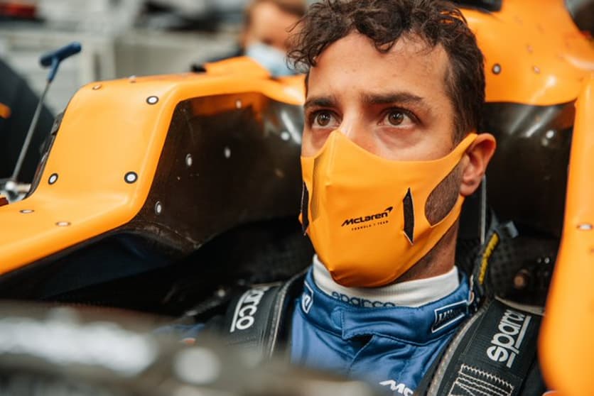 Daniel Ricciardo espera pódio no ano de estreia com a McLaren (Foto: McLaren)