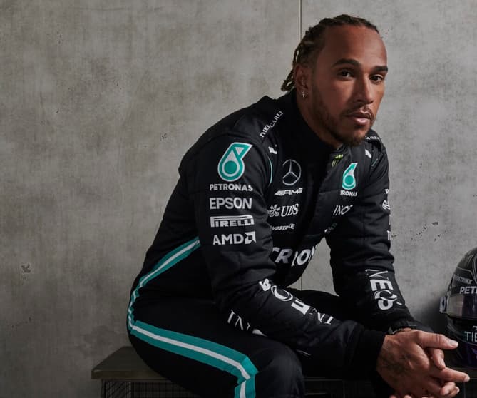 Lewis Hamilton refletiu sobre racismo nas redes sociais (Foto: Mercedes)