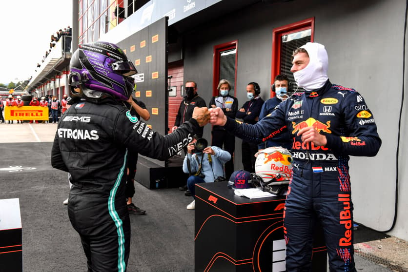 Lewis Hamilton e Max Verstappen são os dois grandes protagonistas da temporada 2021 (Foto: Mercedes)