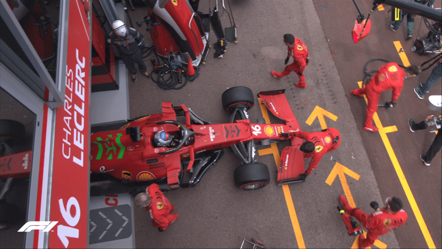 Leclerc voltou para os boxes e sequer largou em Mônaco (Foto: Reprodução)