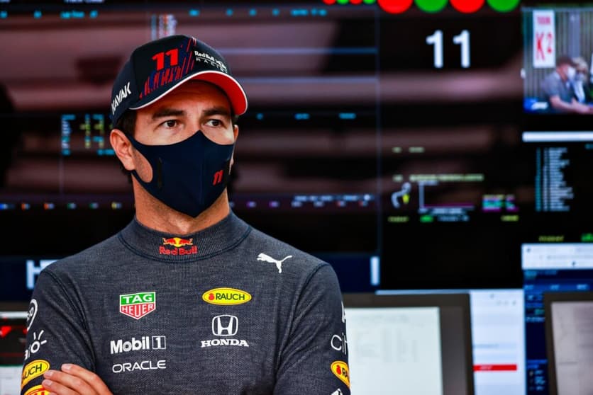 Sergio Pérez ainda não convenceu na Red Bull, sobretudo aos sábados (Foto: Red Bull Pool Content/Getty Images)