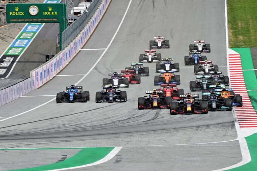 F1 teve lucro em 2021 depois de prejuízo no ano anterior  (Foto: Andrej Isakovic/AFP)
