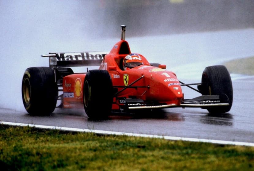 Michael Schumacher é imbatível até por Lewis Hamilton, segundo chefe da Mercedes (Foto: Pinterest)
