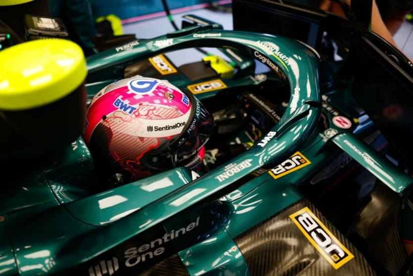 Vettel diz que ignora as reclamações em redes sociais (Foto: Aston Martin)