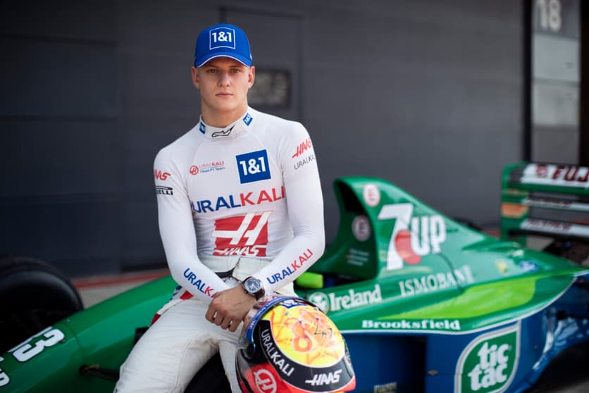 Recentemente, Mick Schumacher pilotou a Jordan do primeiro teste do pai na F1 (Foto: Haas F1 Team)