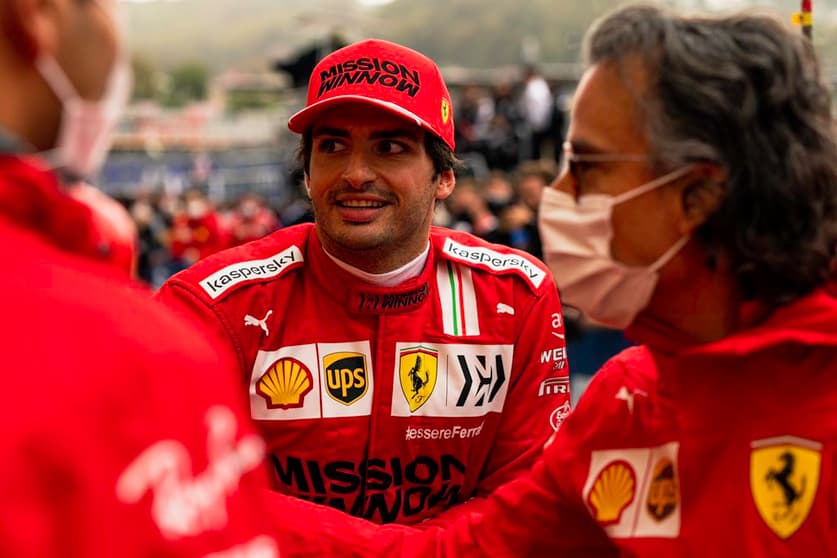 Carlos Sainz usará sua quarta unidade potência no GP da Turquia (Foto: Ferrari)
