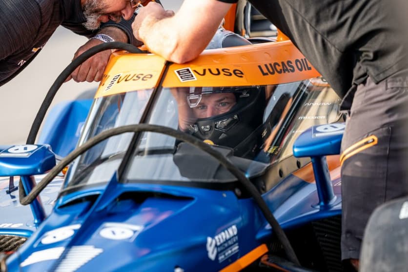 Nico Hülkenberg testou pela McLaren, mas decidiu não correr na Indy por "motivos pessoais" (Foto: Indycar)