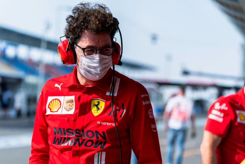 Mattia Binotto também não encontrou explicações para a queda de rendimento da Ferrari (Foto: Ferrari)