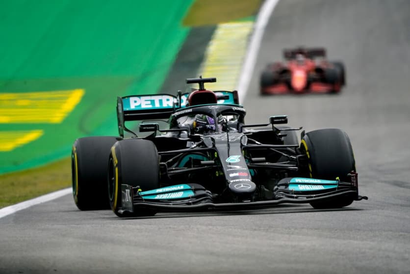 Lewis Hamilton ainda não sabe onde larga em São Paulo (Foto: Mercedes)