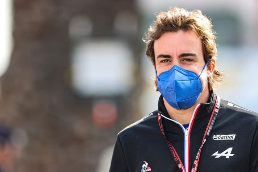 Fernando Alonso lamentou seu próprio desempenho na classificação para o GP da Cidade do México (Foto: Alpine)