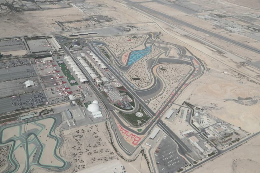 Vista aérea de Sakhir, que abre a temporada 2022 da F1 (Foto: Divulgação/F1)
