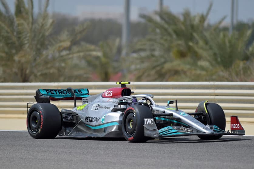 Lewis Hamilton tem apoio muito além da F1 no Bahrein (Foto: AFP)