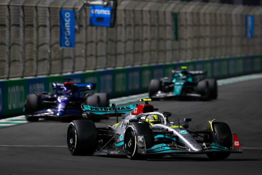 Lewis Hamilton foi apenas o décimo na Arábia Saudita (Foto: Mercedes)
