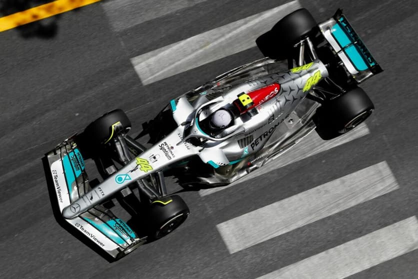Lewis Hamilton e a Mercedes começaram sofrendo em Mônaco (Foto: Mercedes)