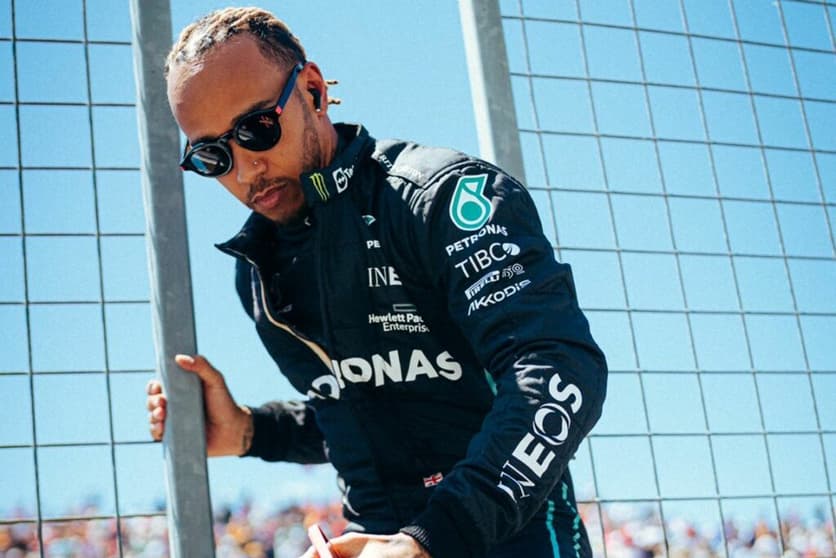 Lewis Hamilton pediu ação após uso de termo racista por parte de PIquet (Foto: Mercedes)