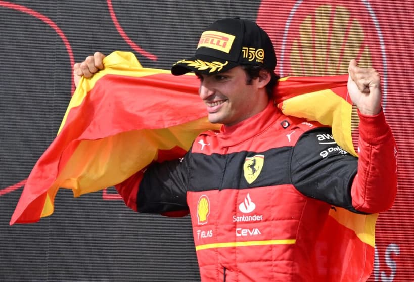Carlos Sainz venceu o GP da Inglaterra (Foto: AFP)