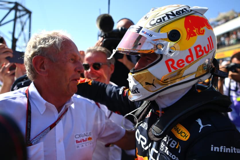 Helmut Marko e Max Verstappen têm relação próxima (Foto: Dan Mullan/Getty Images) / Red Bull Content Pool)