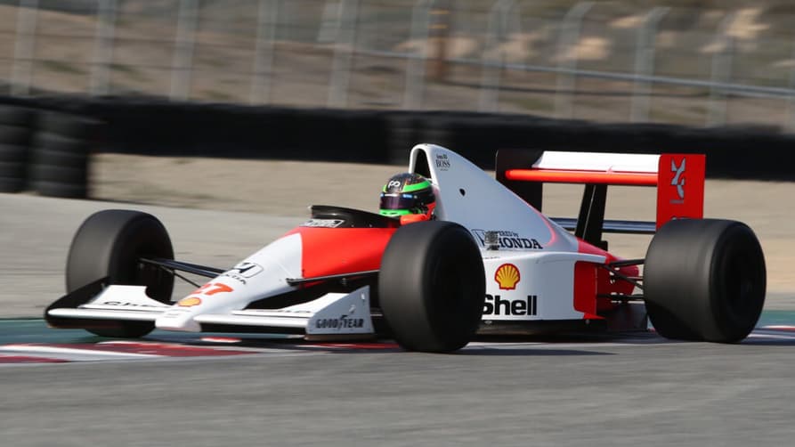 Pato O'Ward comandou a McLaren MP4/5B, de Ayrton Senna, em Laguna Seca (Foto: Reprodução/@PatricioOWard)