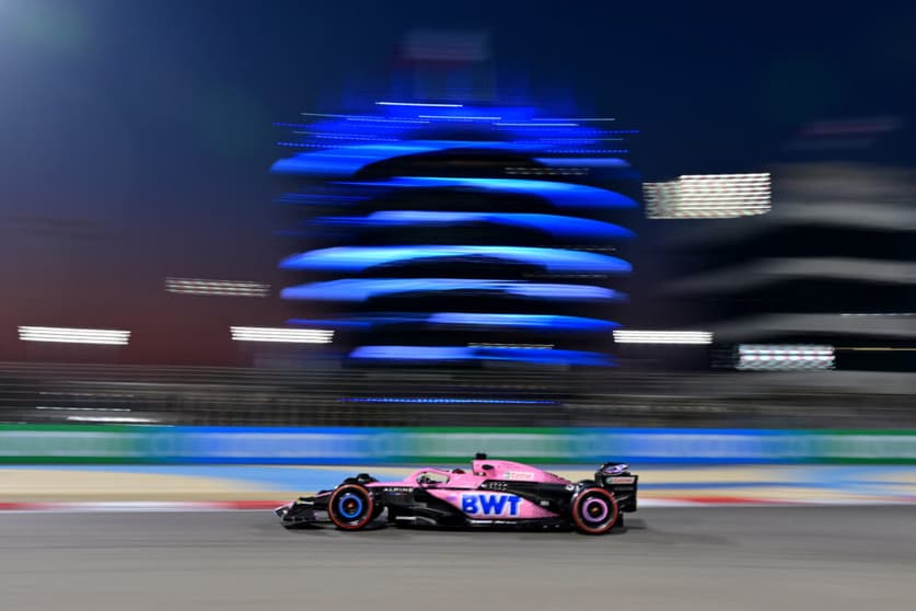 Esteban Ocon e a noite barenita de sexta: clima para classificação da Fórmula 1 será quase igual (Foto: AFP) 