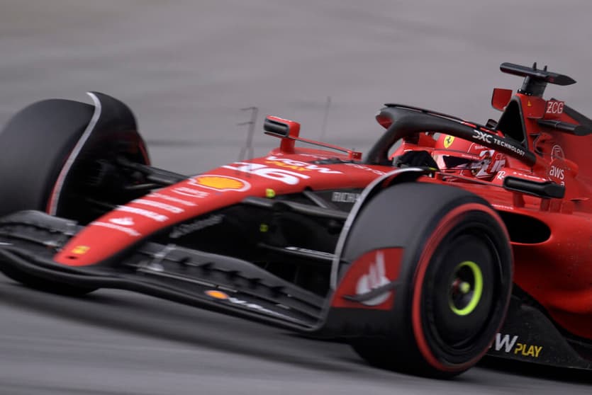 Charles Leclerc larga em segundo: Ferrari acredita que sprint dará cenário real do ritmo (Foto: AFP)