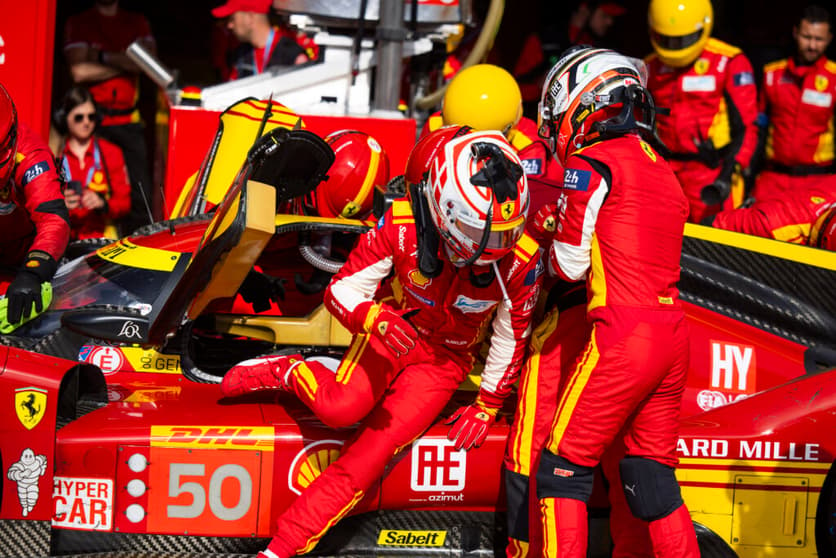 Ferrari não teve bom desempenho com seus carros nos 1812 km do Catar (Foto: Julien Delfosse / DPPI)