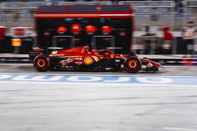 Charles Leclerc lamentou a estratégia da Ferrari na classificação (Foto: Ferrari)