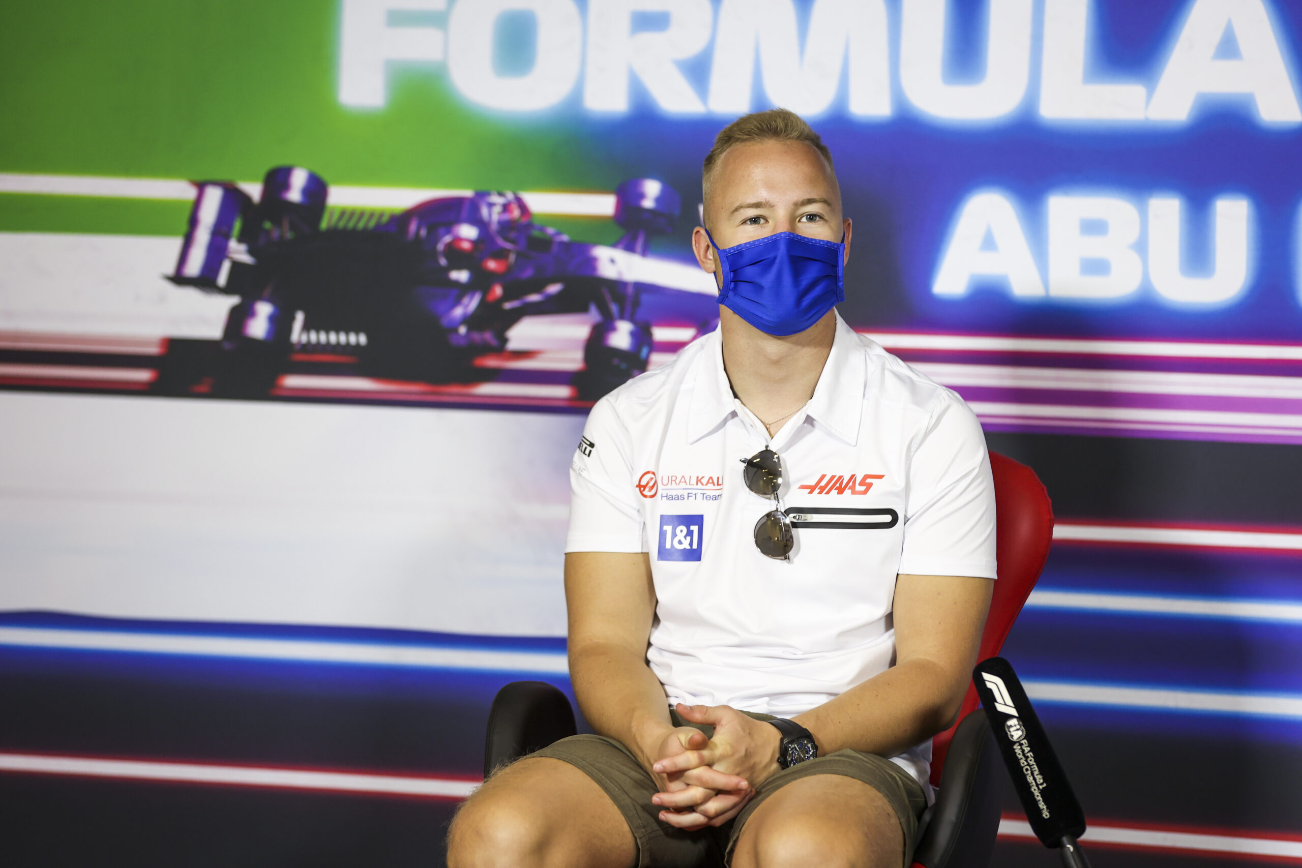 Mazepin vai correr com bandeira neutra na F1 por conta de punição