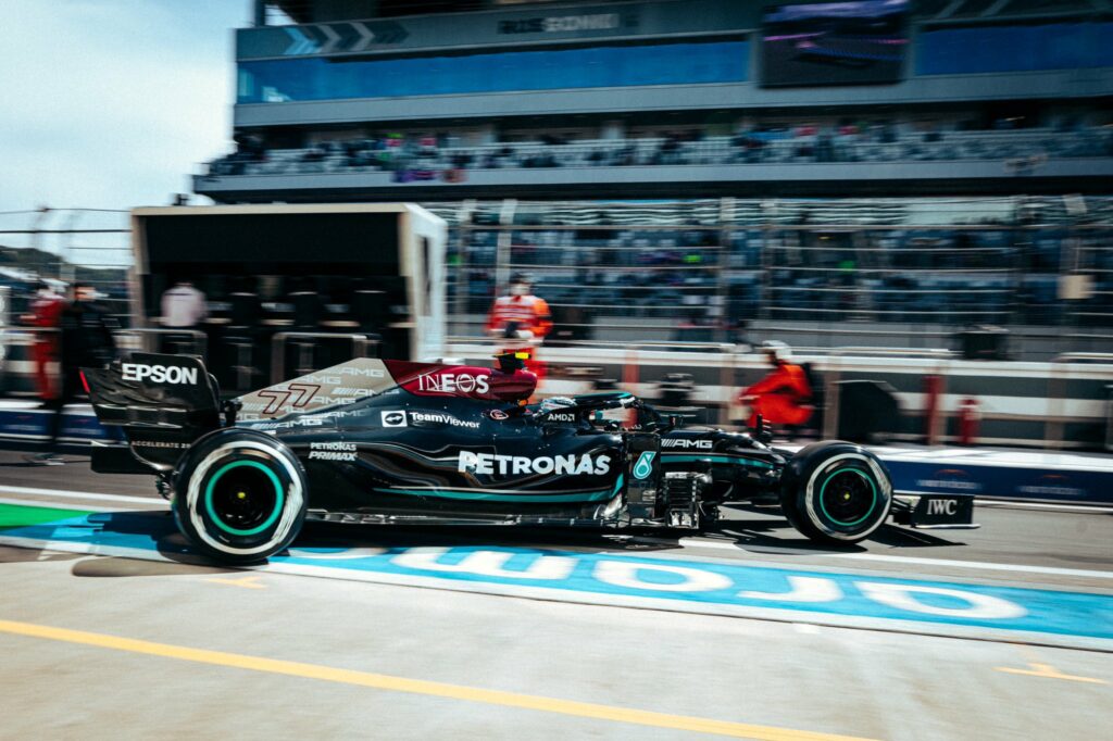 Fórmula 1: Mercedes domina primeiros treinos livres para o Grande Prémio do  México - Motores - SAPO Desporto