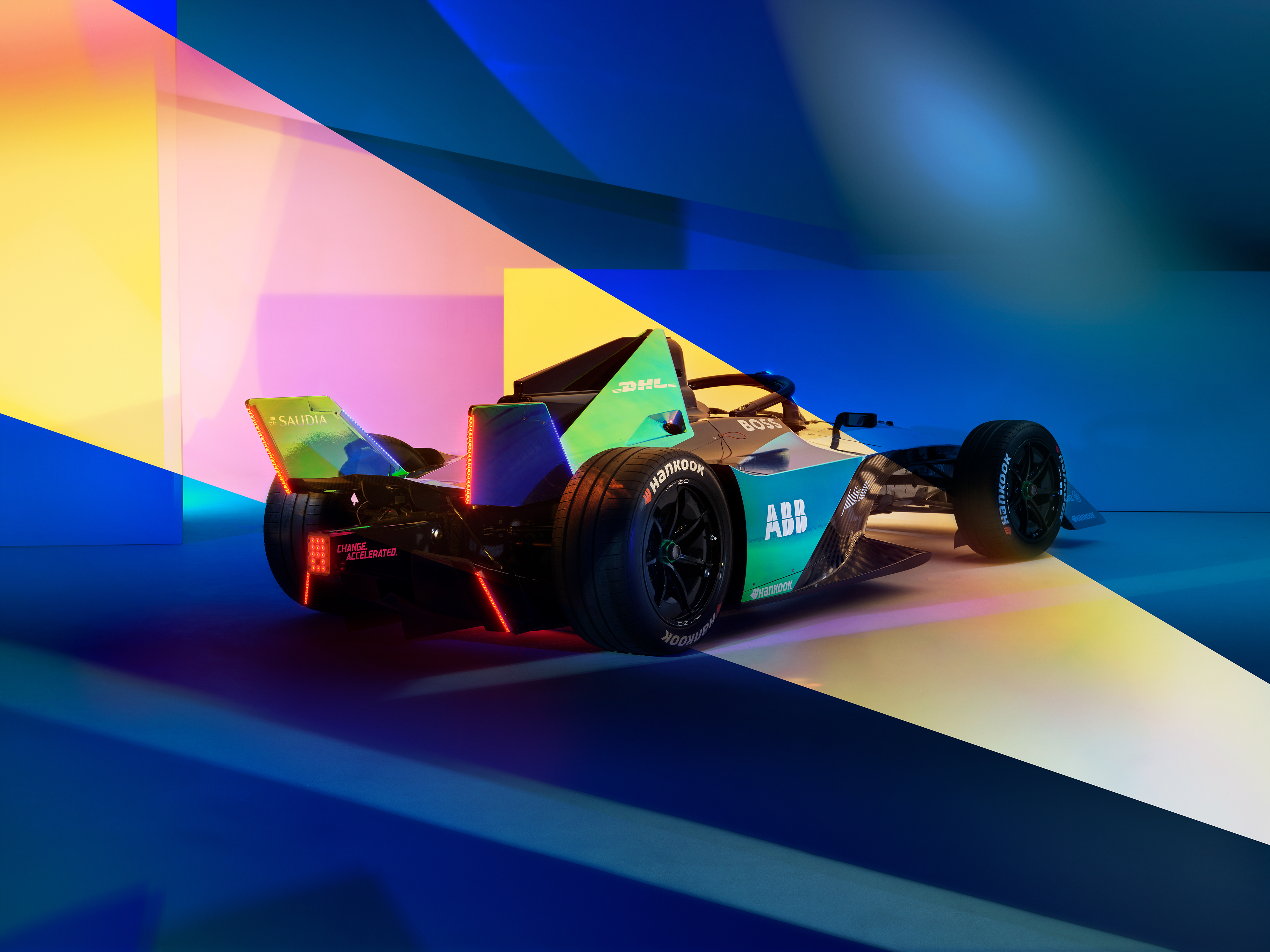 Design PNG E SVG De Desenho Animado De Um Carro De Corrida De Fórmula Um  Para Camisetas