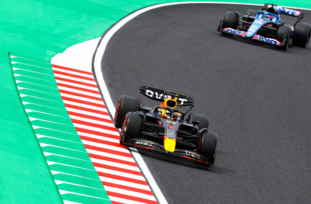 Verstappen domina treinos livres para GP do Japão de F1 - Esportes - ANSA  Brasil