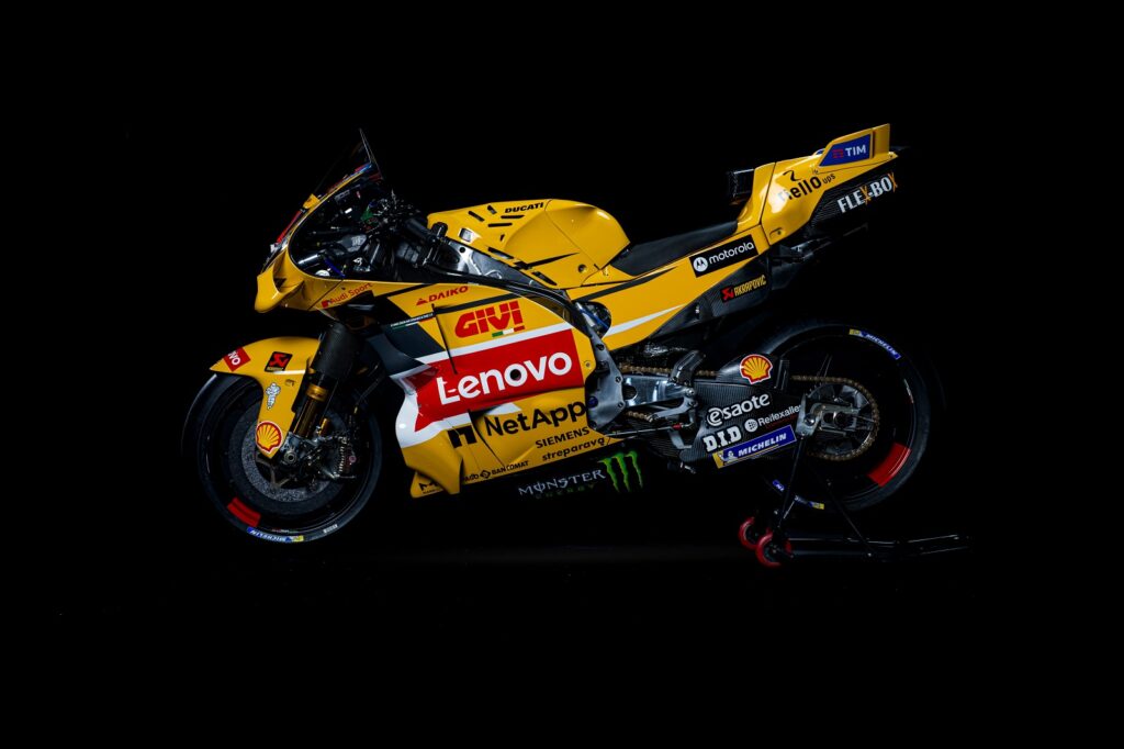 Vestindo amarelo” Ducati brilha no Mundial de Superbike
