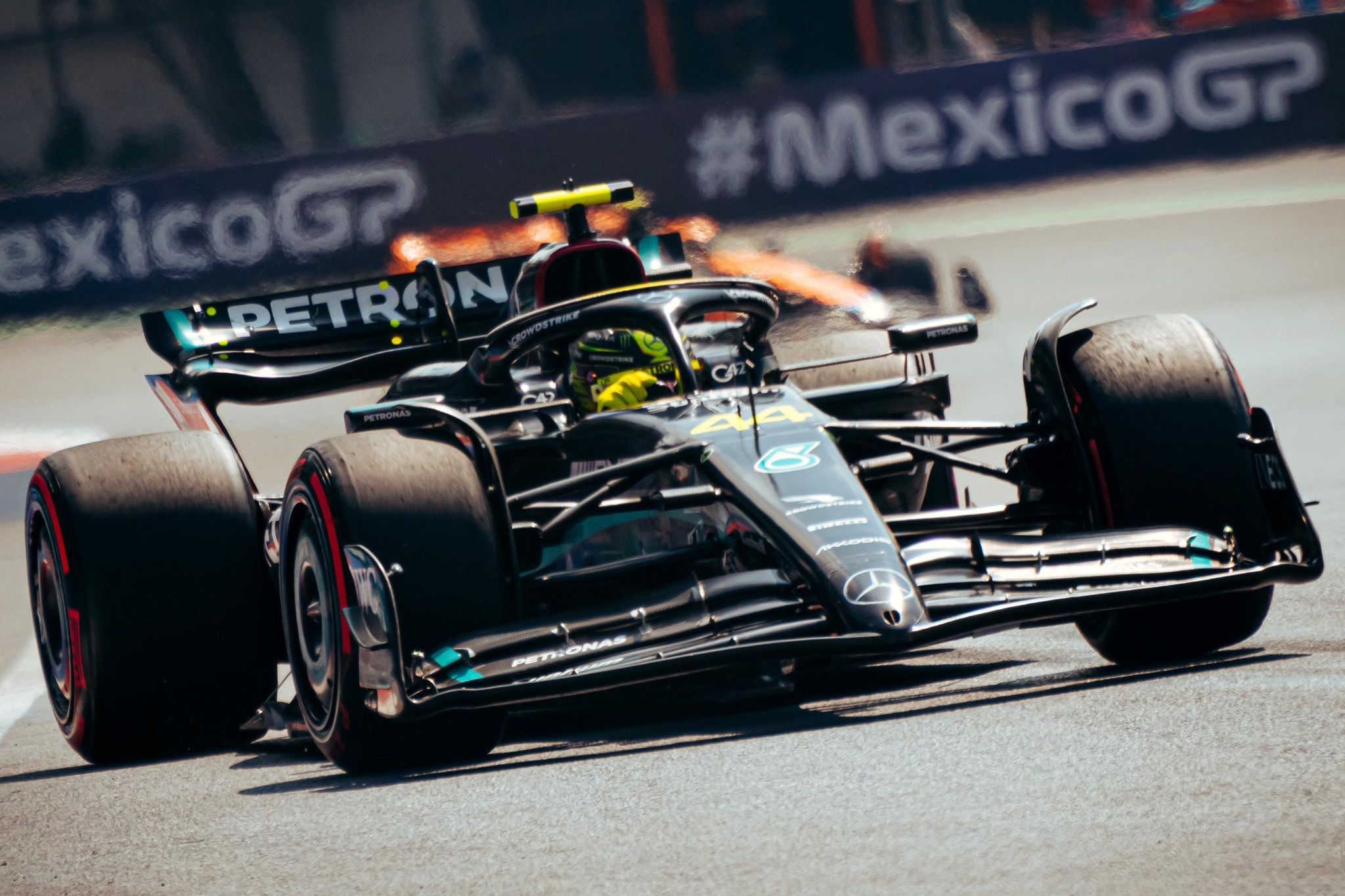 Hamilton vê Mercedes totalmente diferente dos EUA no México: - Notícia de  Fórmula 1 - Grande Prêmio
